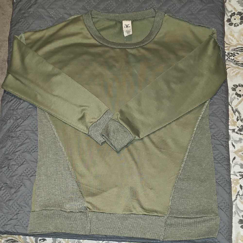 SEW IN LOVE - Women's Crewneck Sweater